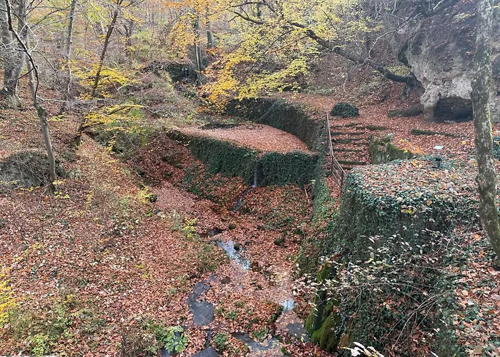 With 2 Bedrooms - Magic Woods Διαμέρισμα